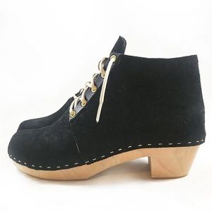 Bean an ti clog booties